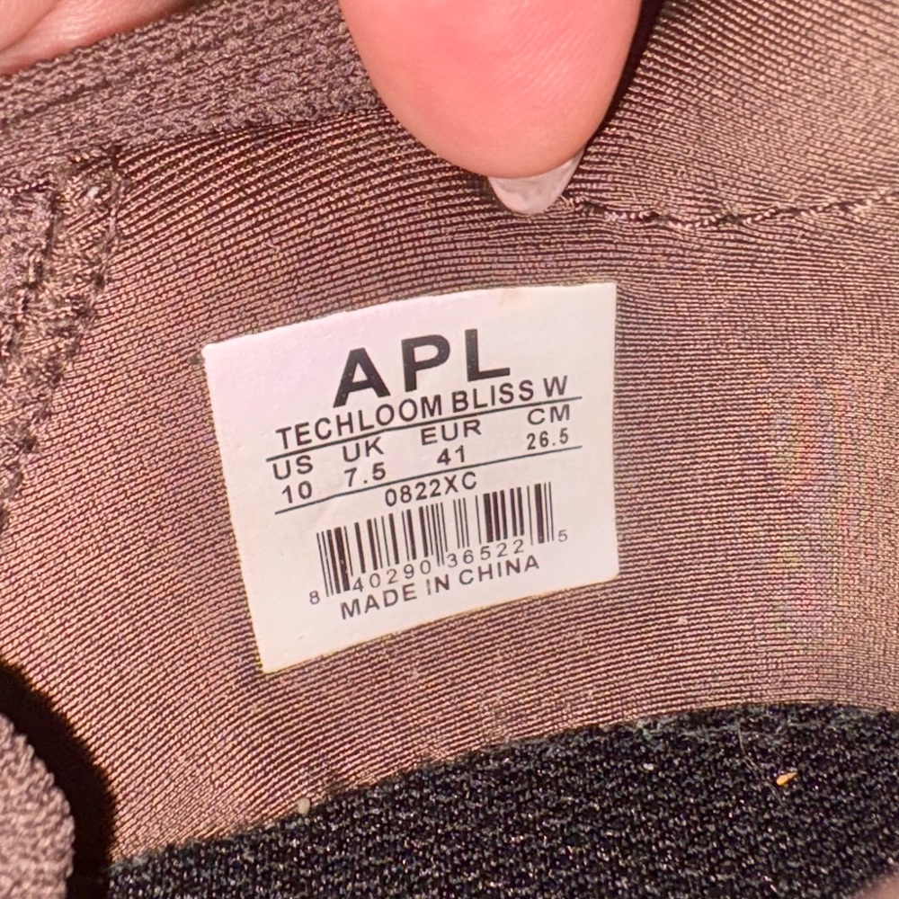 APL unisex/Women Chocolate Brown Slip-On Sneakers, size 10 - Picture 2 of 10